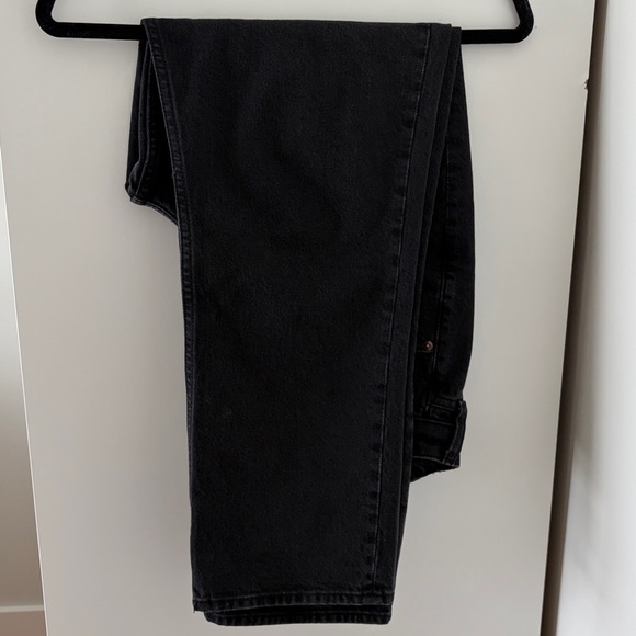 Abercrombie & Fitch Curve Love High Rise 90s Straight Jean - Picture 5 of 11